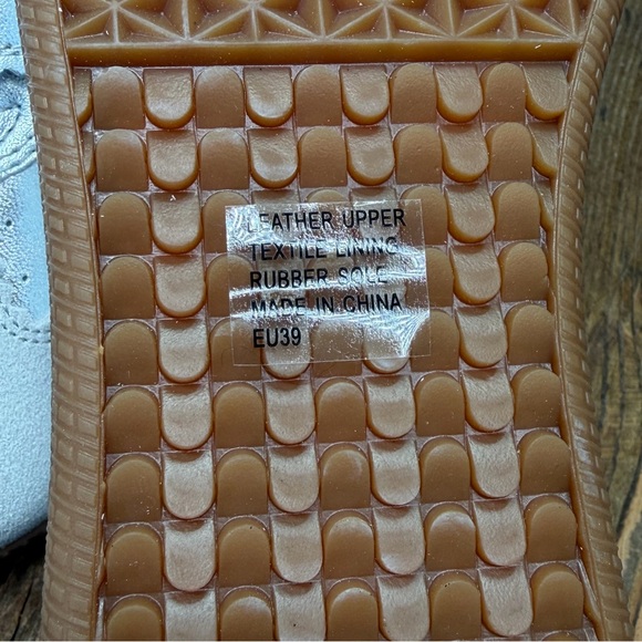 New ~ Silent D Seena Sneakers Size EU 39 ~ 8 US - Picture 13 of 13